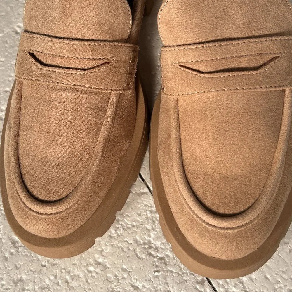 a new day NWOT SZ8 Tan Vegan Suede Penny Loafer Preppy Academia Modern Essential - Picture 7 of 10
